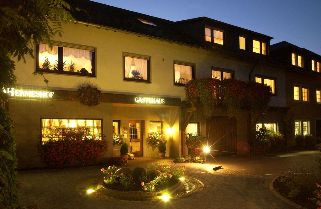 Wein & Gastehaus Hermeshof Hotel Trittenheim Exterior foto