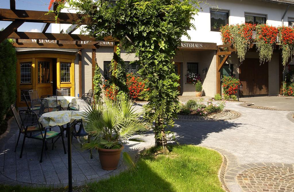 Wein & Gastehaus Hermeshof Hotel Trittenheim Exterior foto